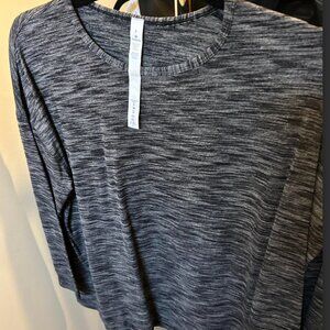 lululemon grey long sleeve